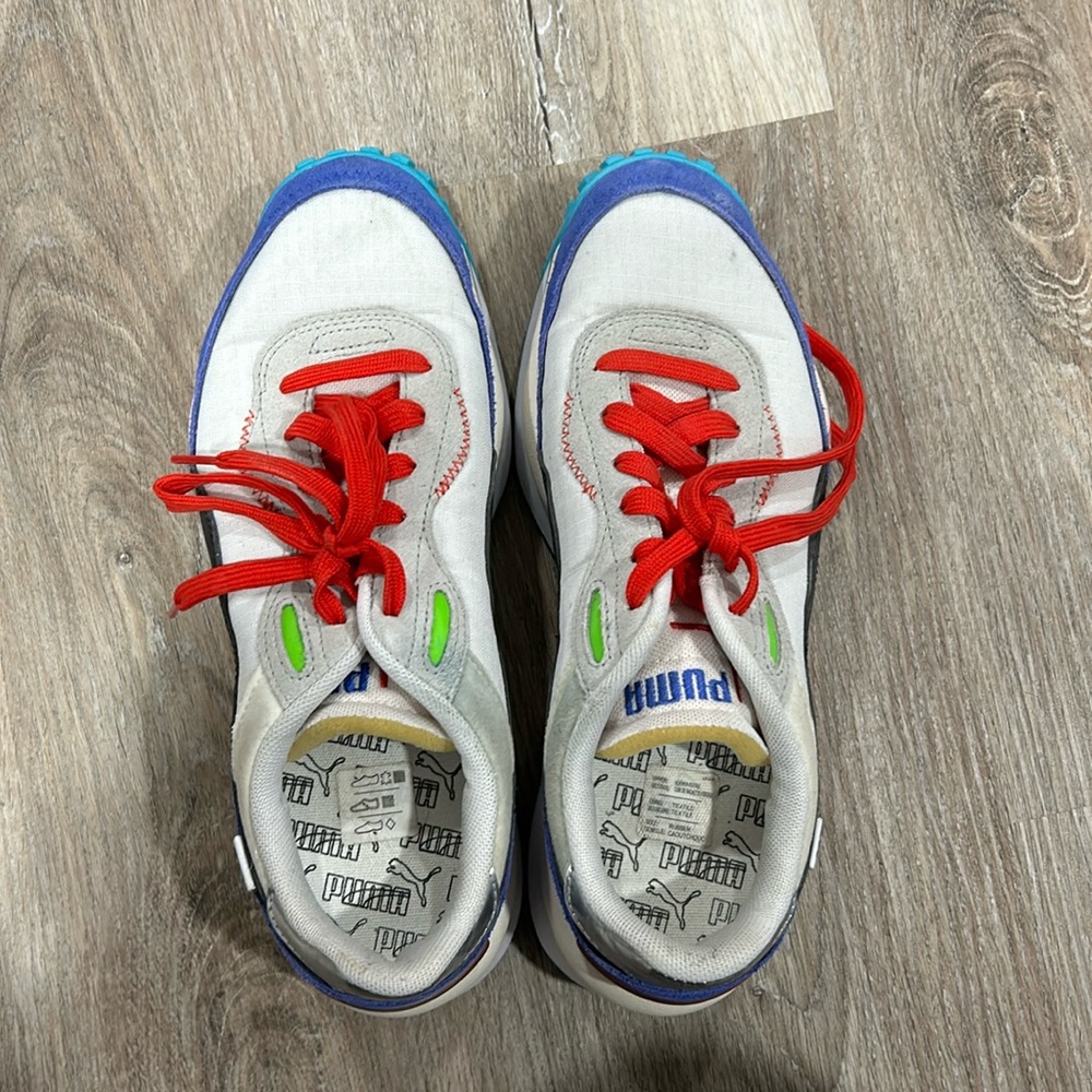 Puma sneakers